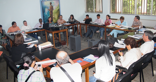 En Consejo de Núcleo presentaron Programa 40 Aniversario del NURR (Fotografía Alfredo Zambrano)