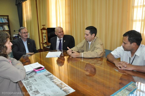 Visita de Carlos García al Equipo Rectoral 1