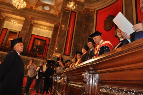 Alexis Montilla recibe el título de Doctor Honoris Causa en Innovación y Emprendimiento (Foto Ramón Pico)