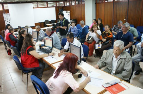 Trabajadores activos y jubilados deberán realizar su Declaración del Impuesto sobre la Renta, siempre y cuando hayan tenido un ingreso superior a los 126 mil Bs en el 2014.