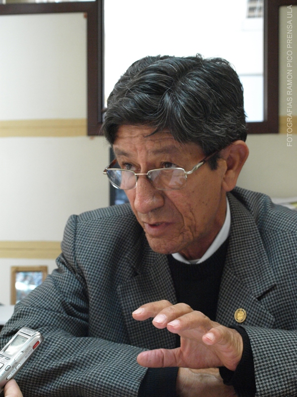 Carlos Dávila. Director OFAE (Foto Ramón Pico)